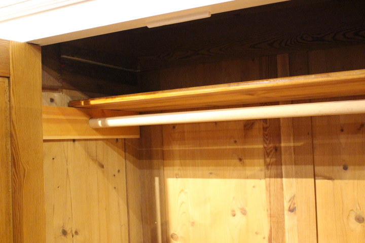 Kleiderschrank, Spiegelschrank, Art déco, Kiefer antik (Art.-Nr. 04845)