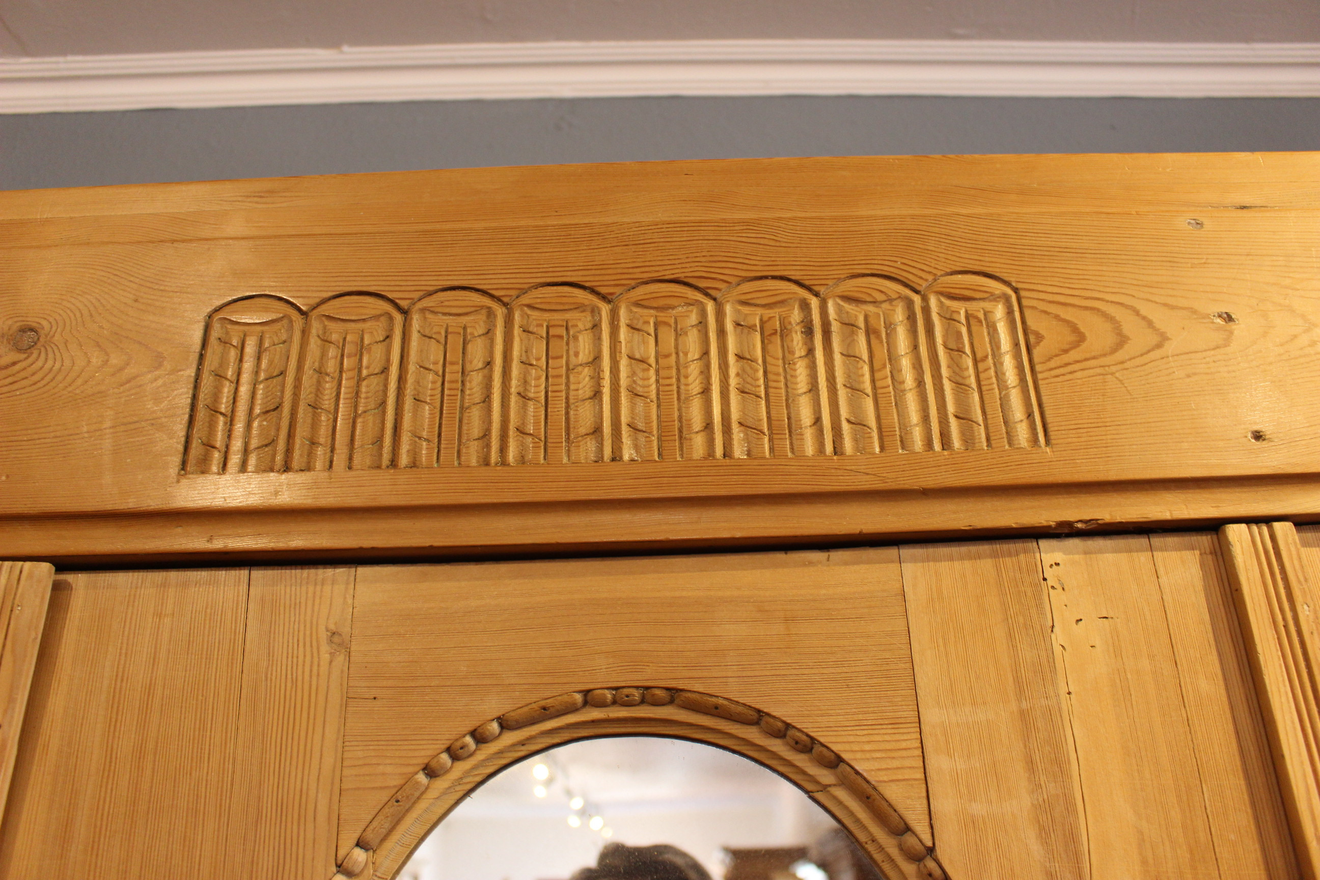 Kleiderschrank, Spiegelschrank, Jugendstil, Kiefer antik (Art.-Nr. 04039)