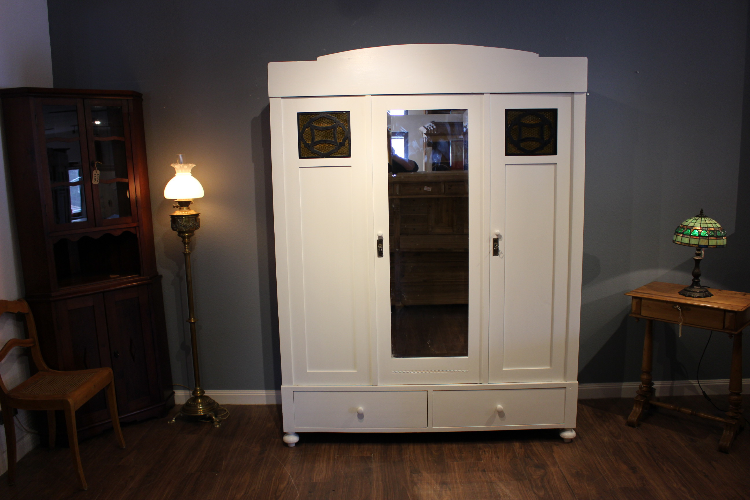 Kleiderschrank 20er Jahre Art Deco zerlegbar mit Spiegel (Art.-Nr.: 03630)