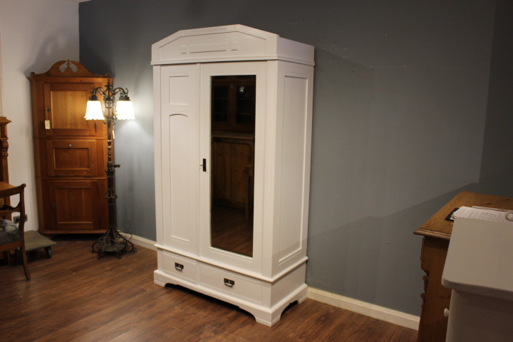 Kleiderschrank mit Spiegel, Jugendstil (Art.-Nr. 05107)