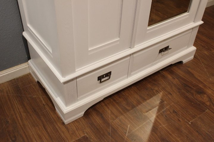 Kleiderschrank mit Spiegel, Jugendstil (Art.-Nr. 05107)