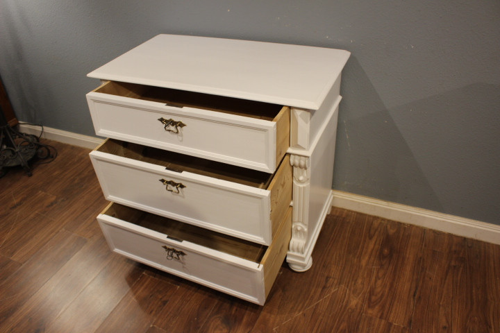 Kleine Kommode antik, vier Schubladen, Gründerzeit (Art.-Nr. 05112)