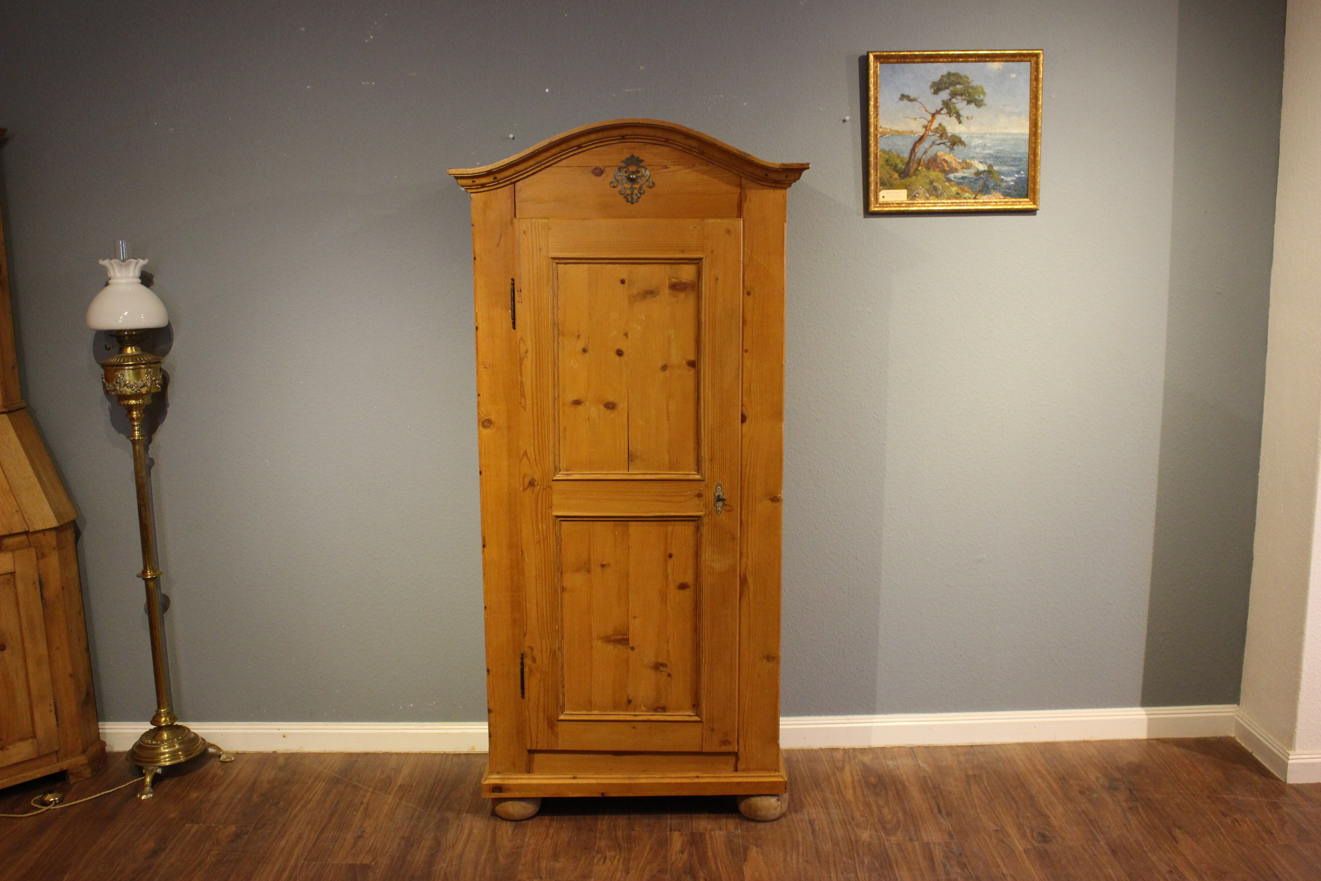 Kleiner Garderobe-Schrank Kleiderschrank  Kiefer antik (Art.-Nr.: 03559)