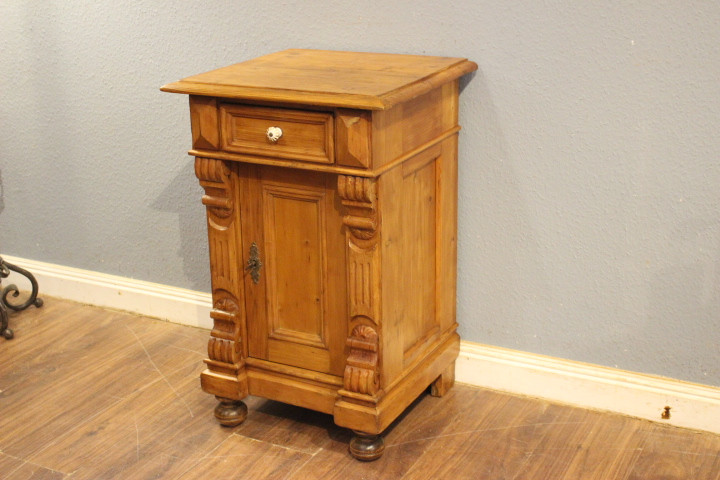  Nachtschrank Kiefer antik (Art.-Nr. 05173)