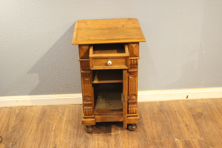  Nachtschrank Kiefer antik (Art.-Nr. 05173)