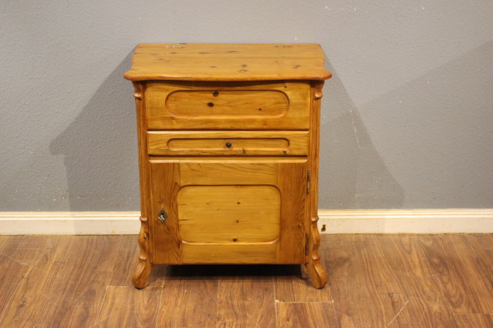Antiker Unterschrank Sideboard