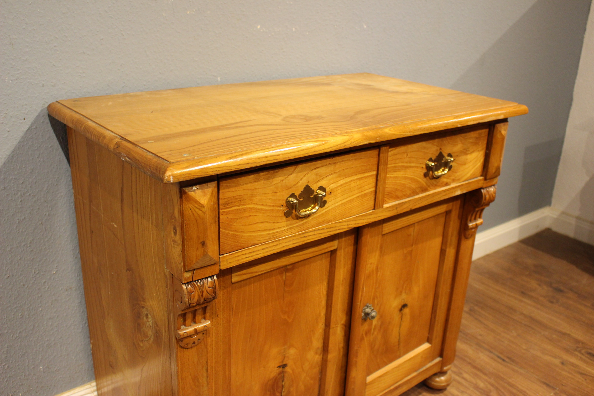 Kommode, Kommodenschränkchen Gründerzeit (Art.-Nr. 05130)