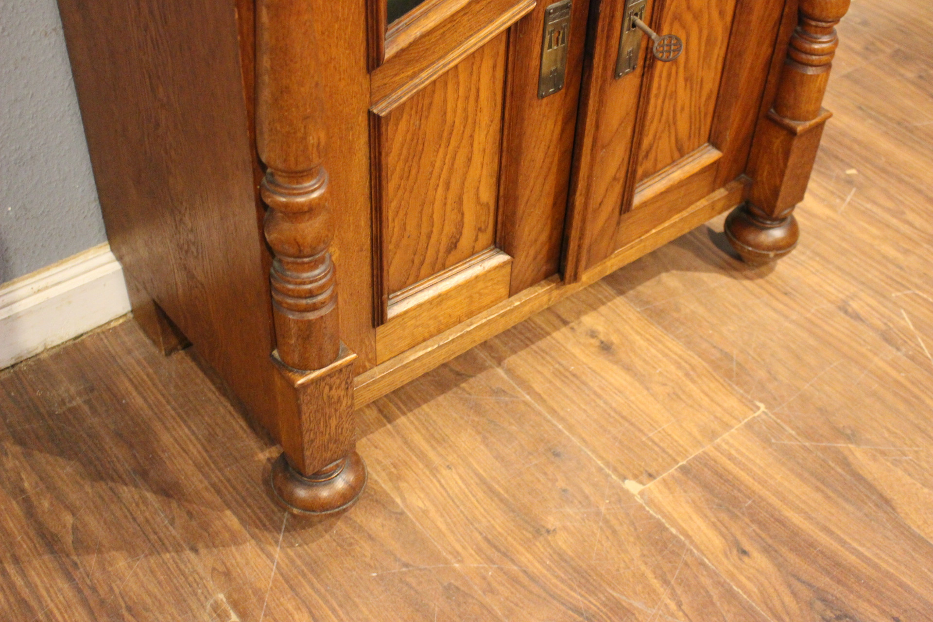 Kommode, Kommodenschränkchen Jugendstil (Art.-Nr. 05146)