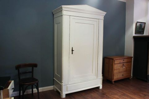  türiger Dielenschrank in Creme weiß (Art.-Nr. 02447)