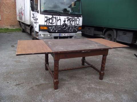 alter Esstisch ausziebar bis auf 233 cm (Art.-Nr. 01675)