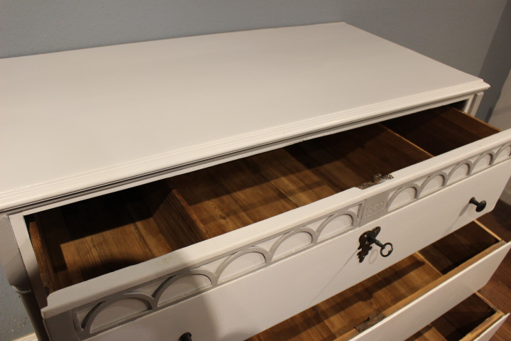 Schwedische Brandkommode seltenes Modell, gustavianischer Stil (Art.-Nr. 05081)