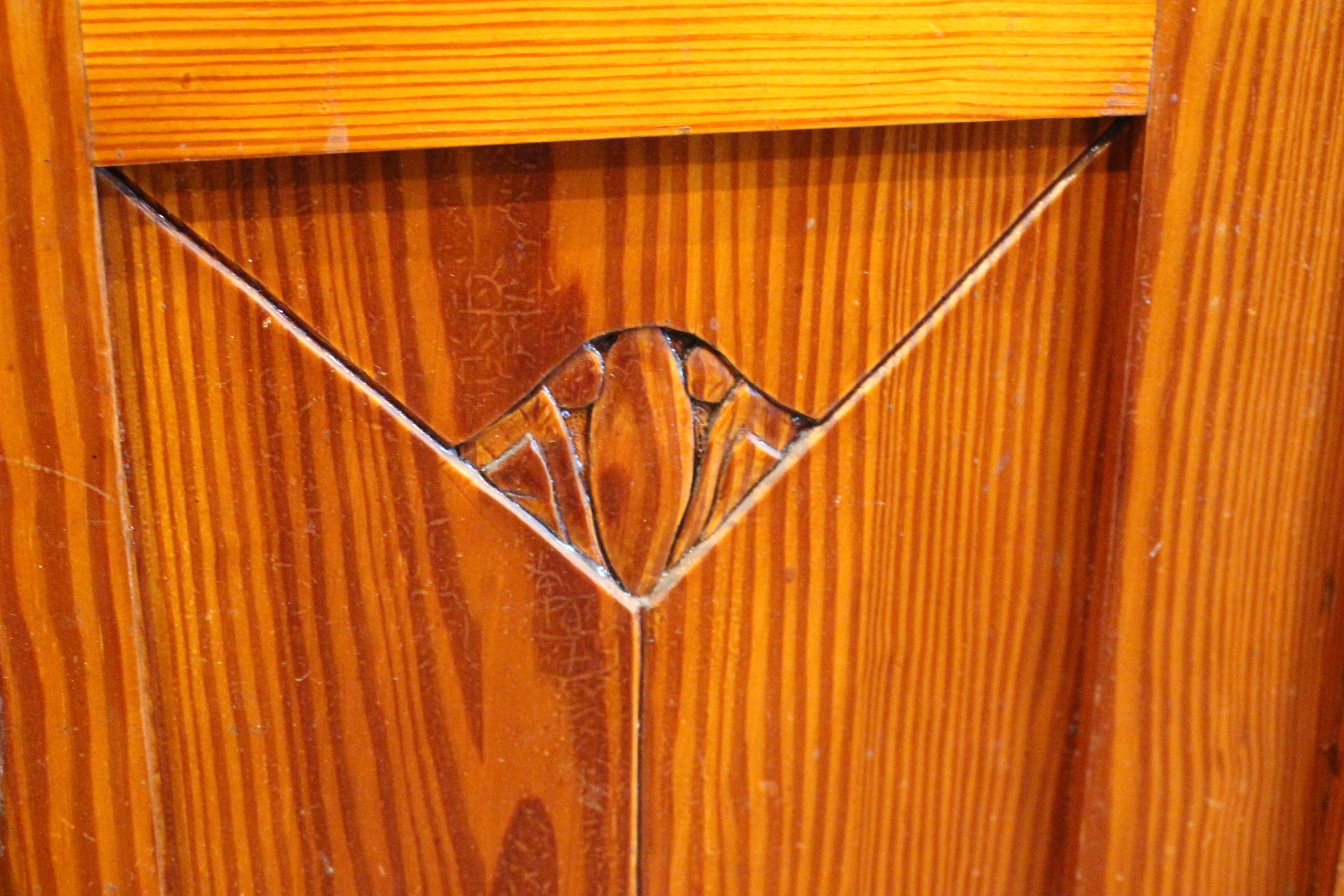 Schöner, großer, Küchenschrank, Küchenbuffet, Jugendstil (Art.-Nr. 03826)