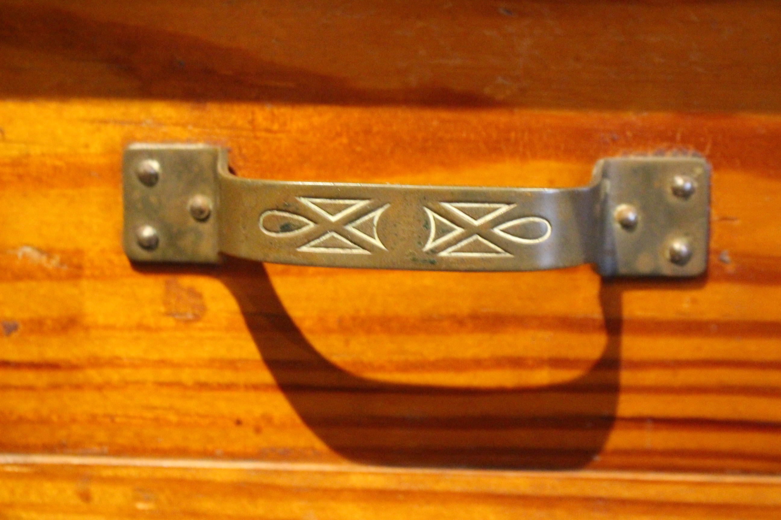 Schöner, großer, Küchenschrank, Küchenbuffet, Jugendstil (Art.-Nr. 03826)