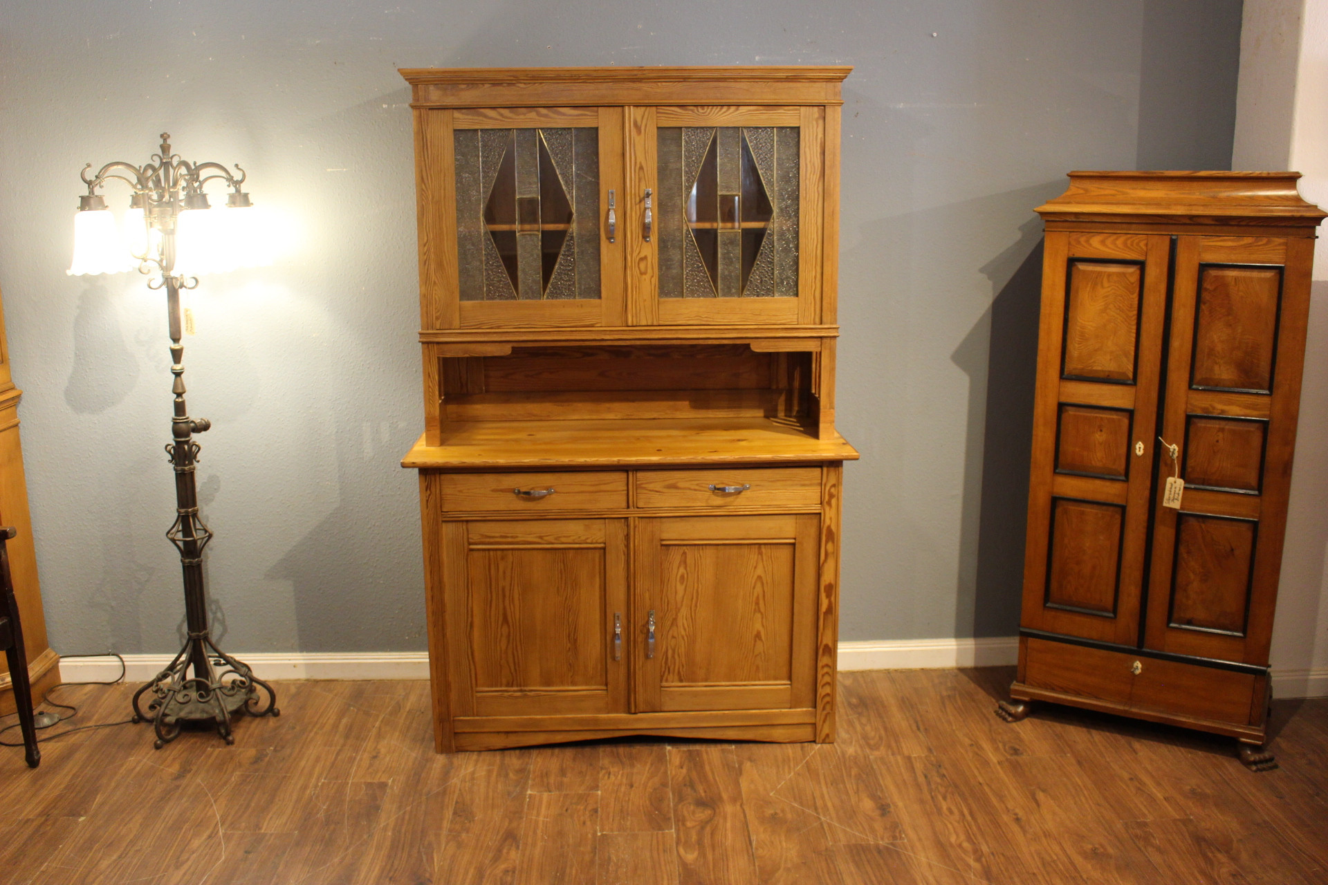 antike Küchenbuffets  Küchenschränke