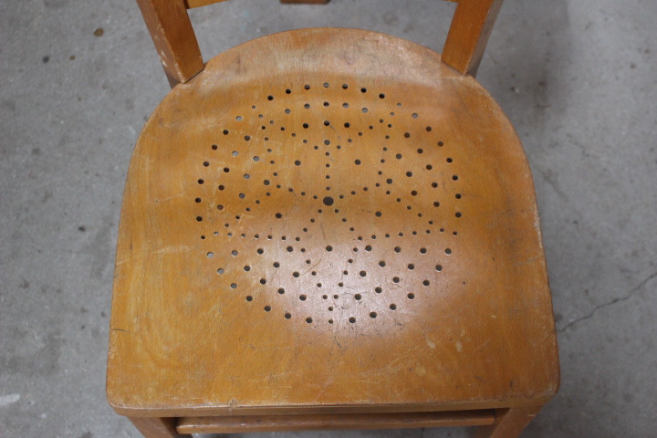 Sechs Stühle Buche gewachst (Art.-Nr. 05254)