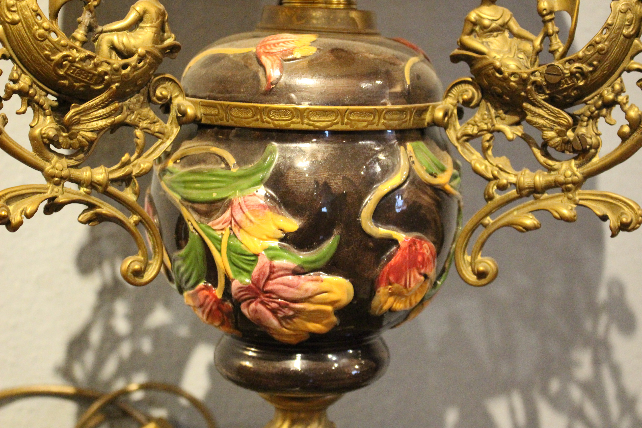 sehr schöne Jugendstil Lampe und Hängeleuchter, Majolica Keramik (Art.-Nr. 04289)