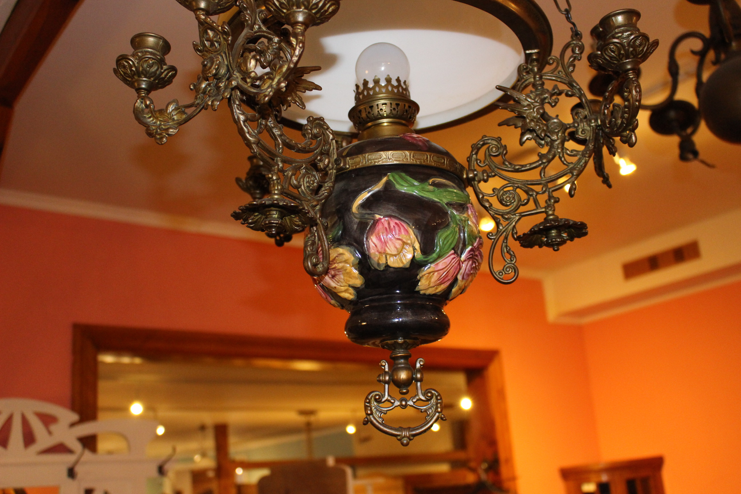 sehr schöne Jugendstil Lampe und Hängeleuchter, Majolica Keramik (Art.-Nr. 04289)