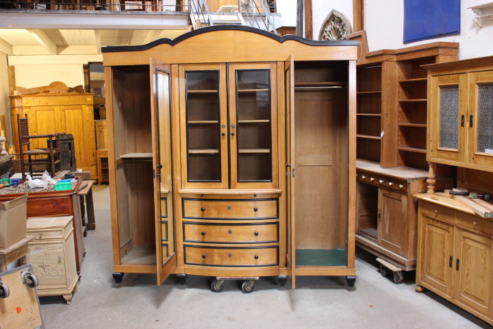 Spiegelschrank mit Kommodeneinsatz und Vitrinenteil, Jugendstil (Art.-Nr. 04913)