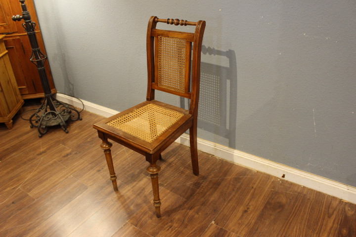 Vier Stühle mit Walze, Wiener Geflecht, Gründerzeit (Art.-Nr. 04962)