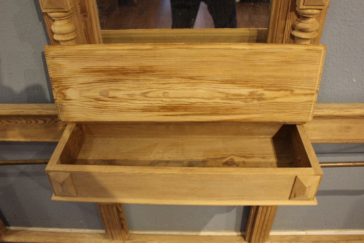 Wandgarderobe Gründerzeit (Art.-Nr. 05240)
