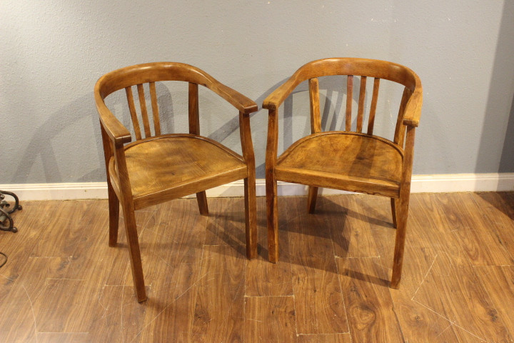 Zwei Armlehnenstühle Bauhaus (Art.-Nr.: 05179)